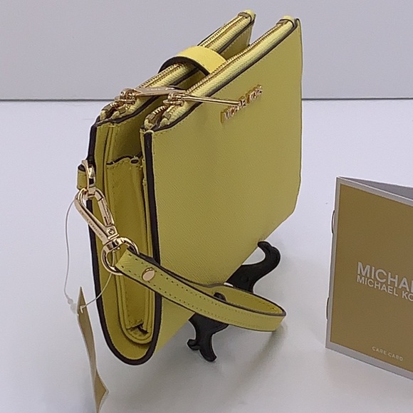 MICHAEL KORS LARGE DOUBLE ZIP WRISTLET WALLET SUNSHINE COLOR - Picture 10 of 13